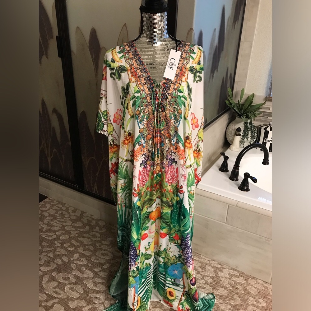 Shahida Parides COF Colors Of Fashion silk Kaftan o/s never worn NWT